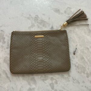 Gigi New York Clutch